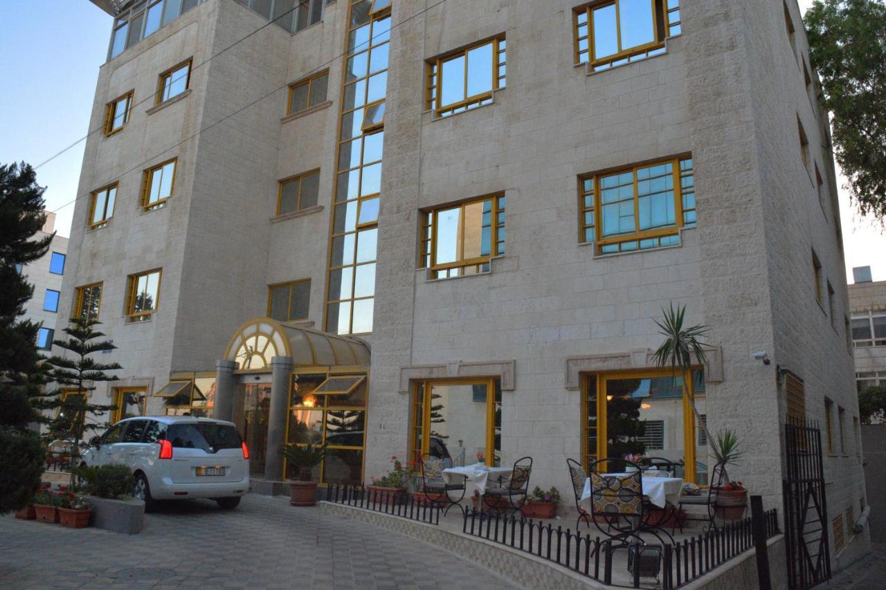 Capri Hotel Suites Amman Zewnętrze zdjęcie